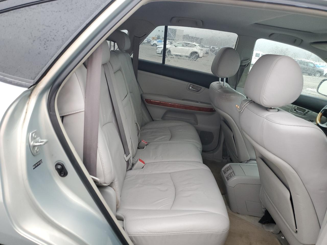 2009 Lexus RX - Image 11
