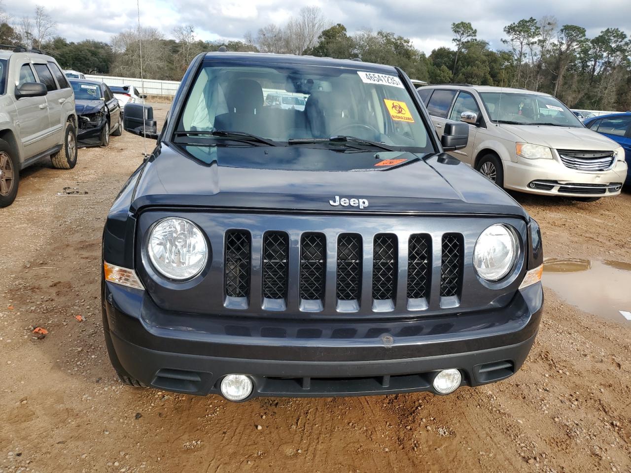 2014 Jeep Liberty (Patriot) - Image 5