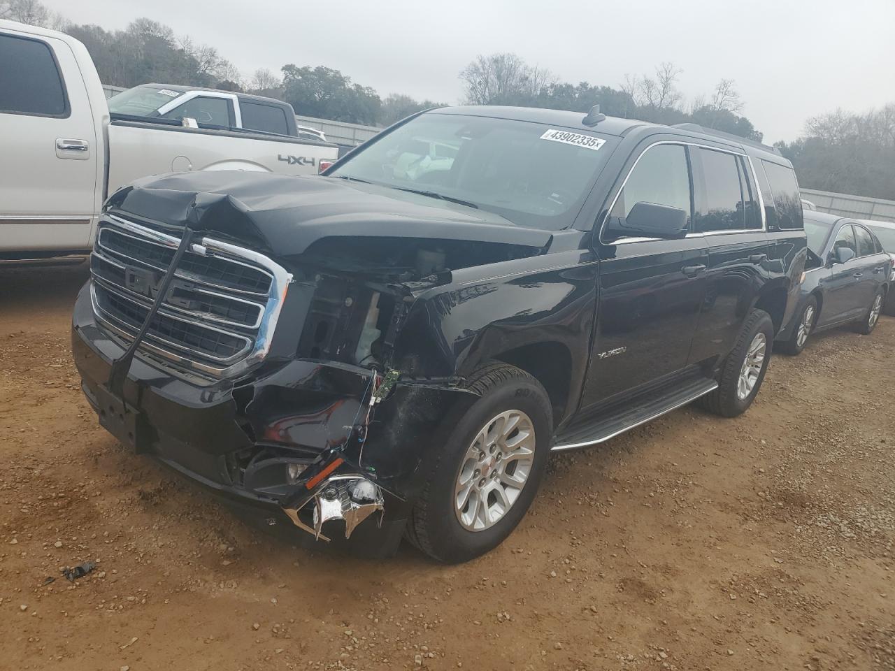 2017 GMC Yukon - Image 1