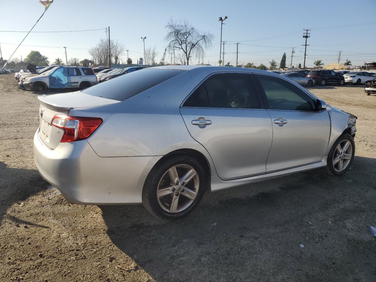 2014 Toyota Camry - Image 3