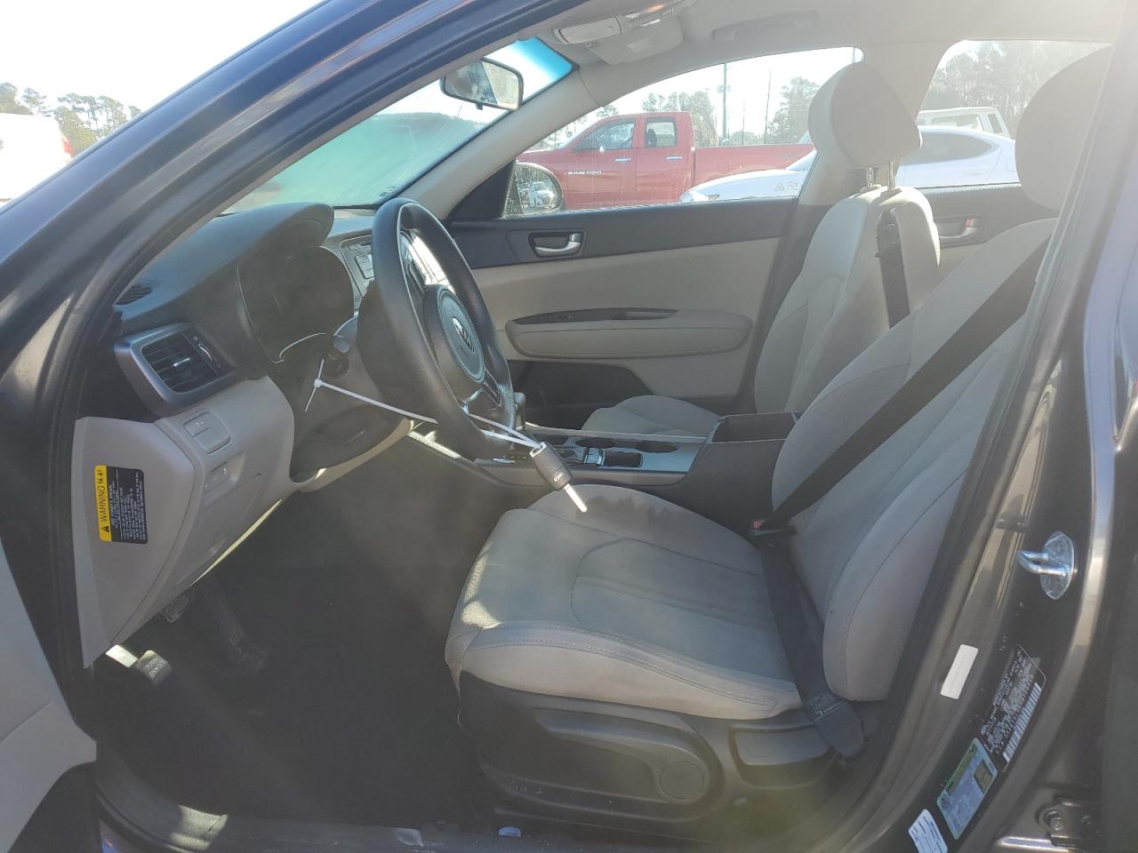 2017 Kia Optima - Image 7