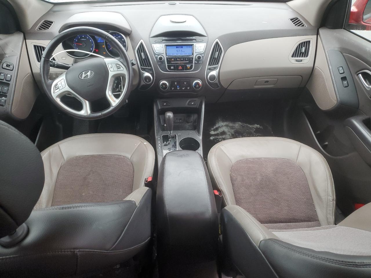 2012 Hyundai Tucson - Image 8