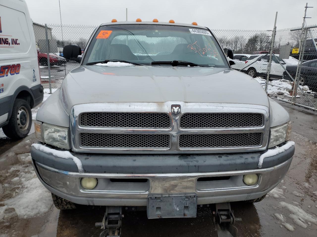 1999 Dodge RAM - Image 5
