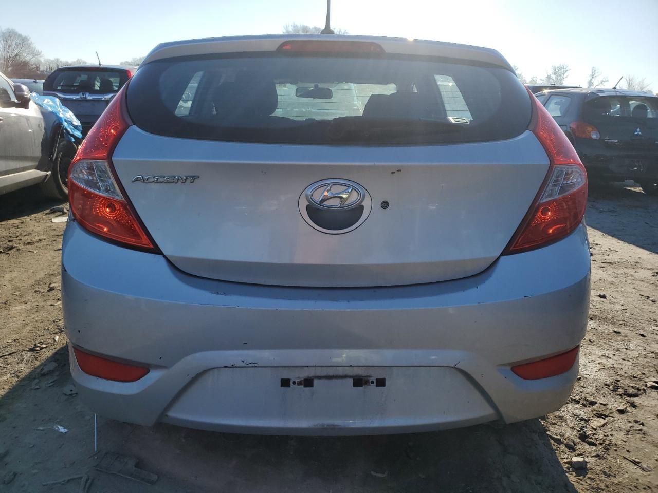2014 Hyundai Accent - Image 6