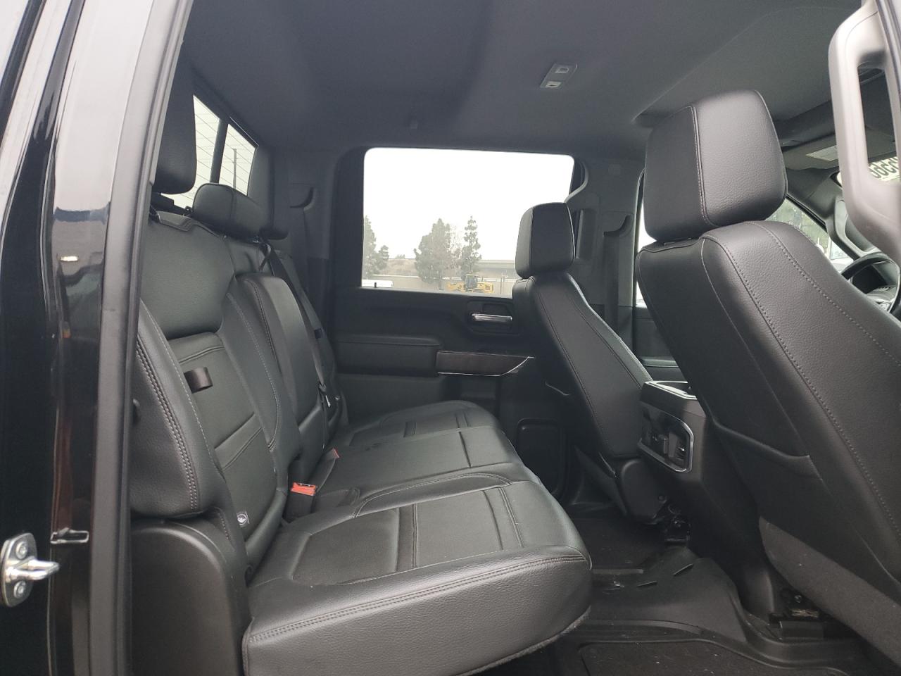 2022 GMC Sierra - Image 10