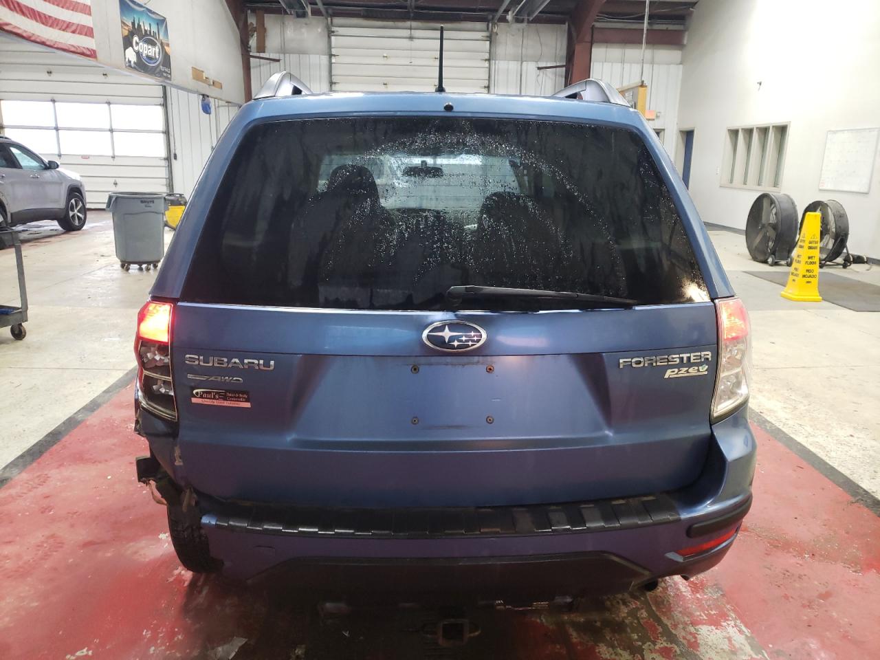 2010 Subaru Forester - Image 6