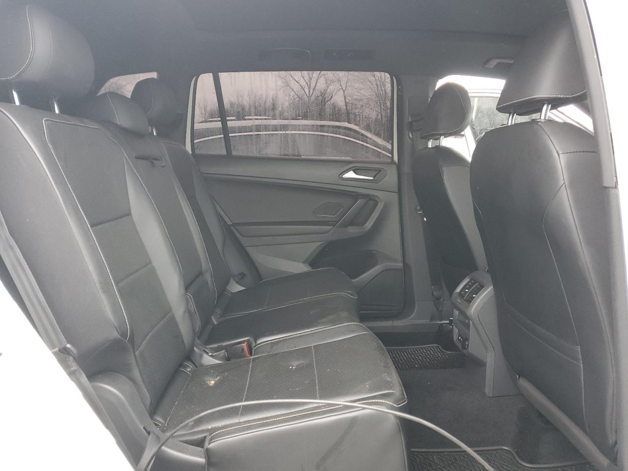 2021 Volkswagen Tiguan - Image 11