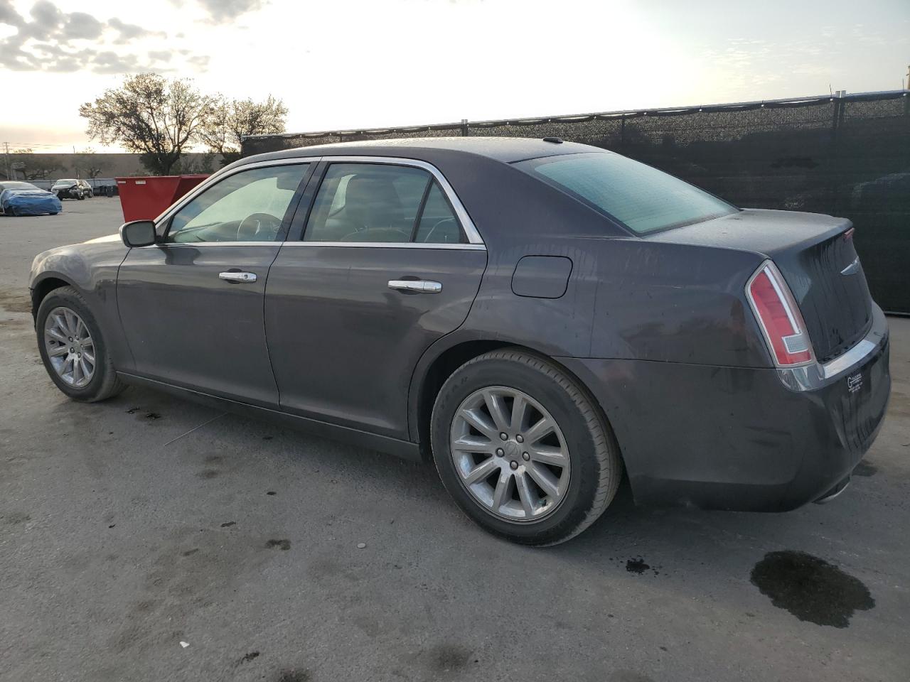 2013 Chrysler 300 - Image 2