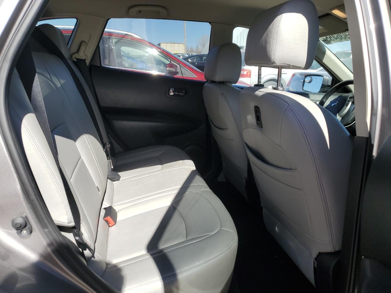 2013 Nissan Rogue - Image 12