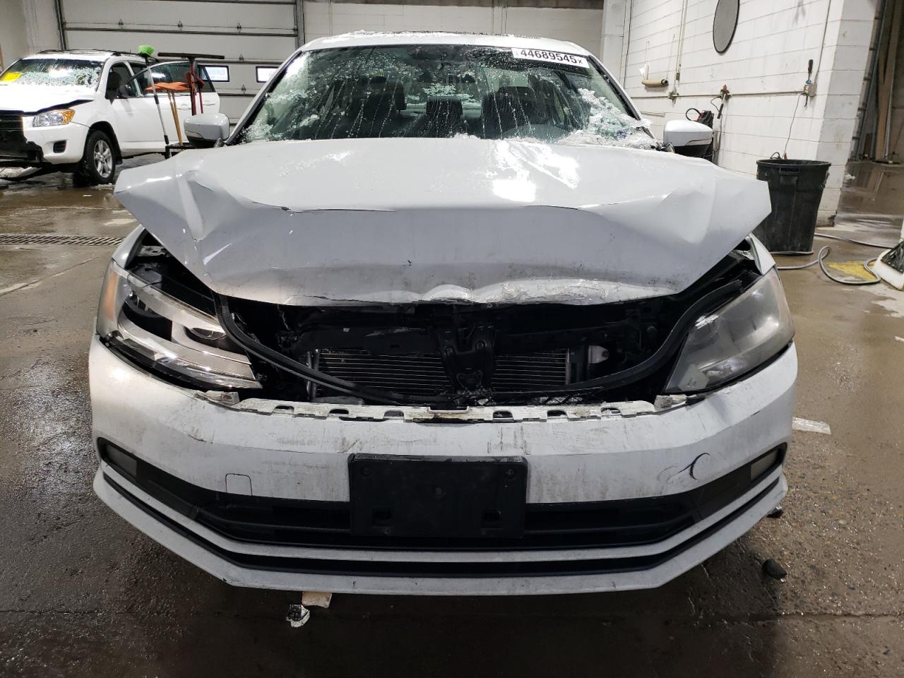 2015 Volkswagen Jetta - Image 5