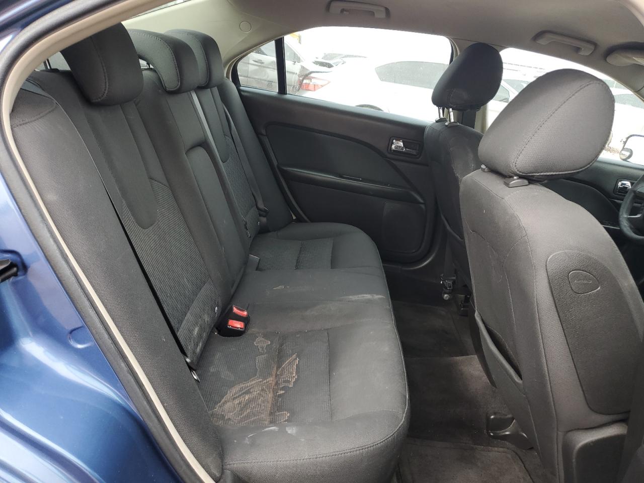 2010 Ford Fusion - Image 10