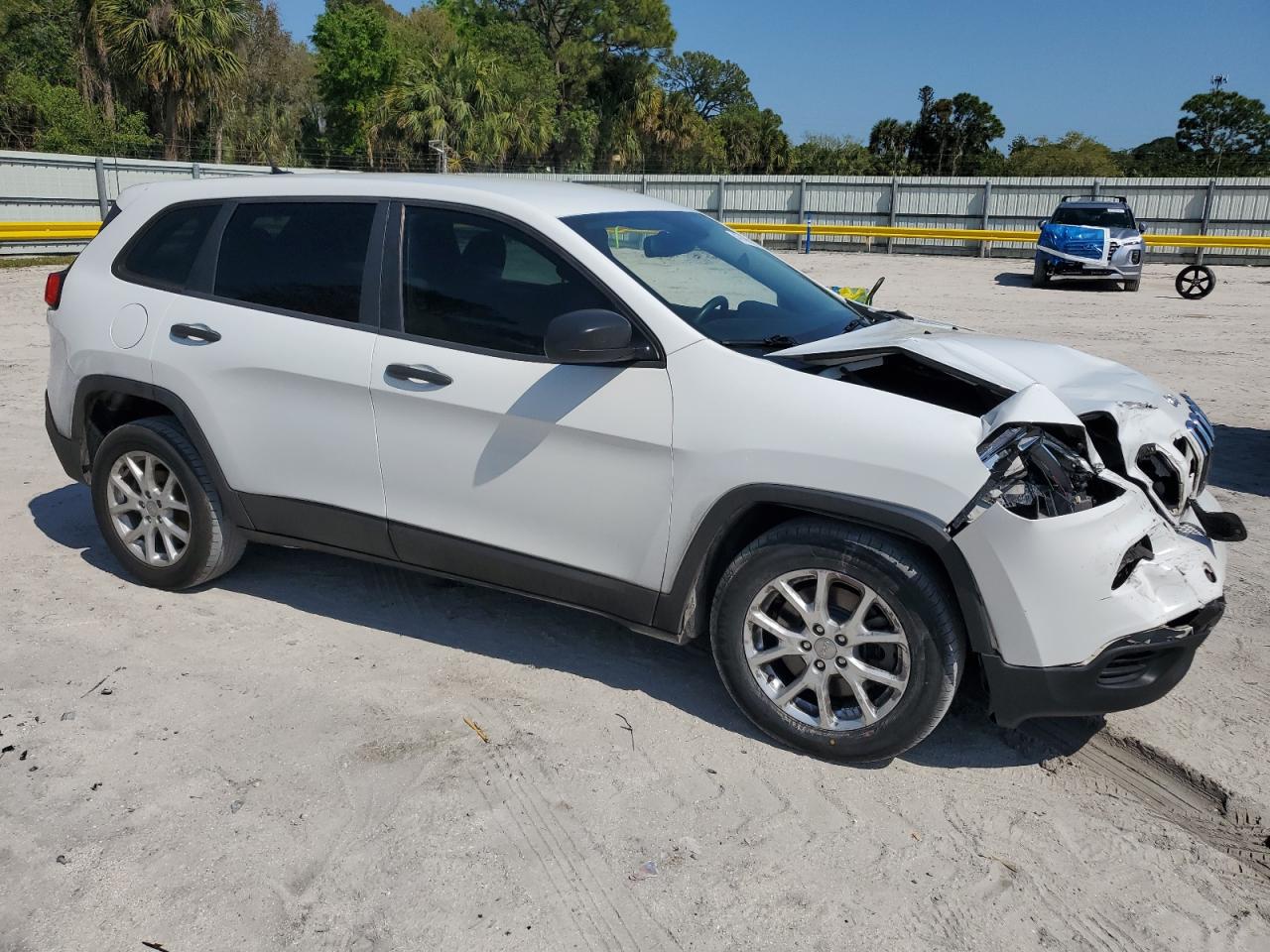 2015 Jeep Grand Cherokee - Image 4
