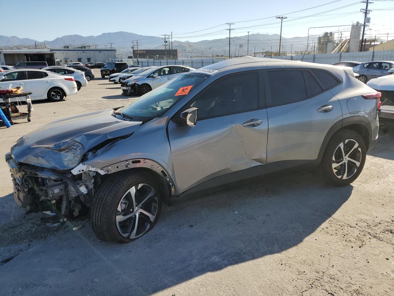 2024 Chevrolet Trax 1Rs for Sale in Sun Valley, CA - Rollover