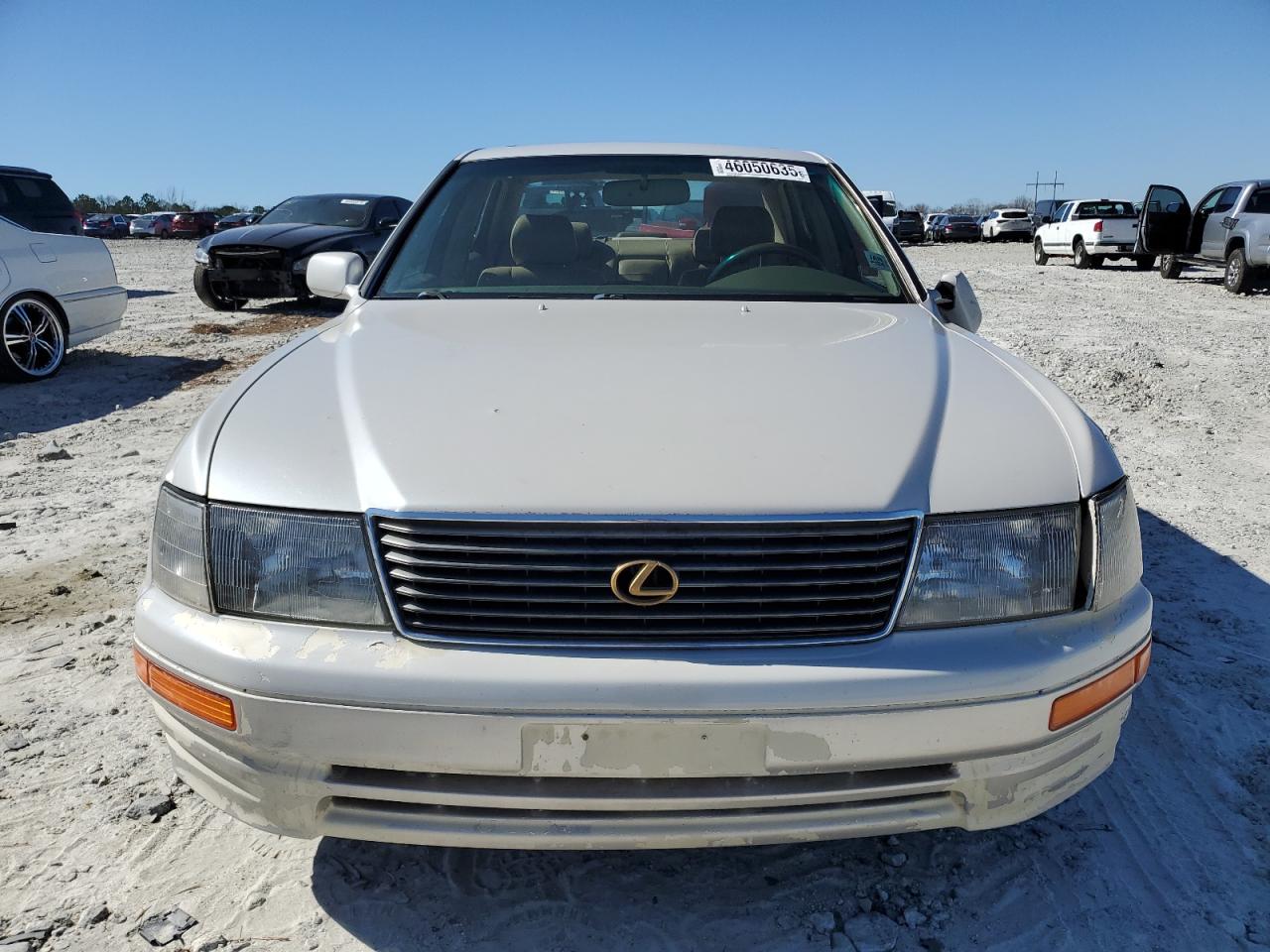 1997 Lexus LS - Image 5