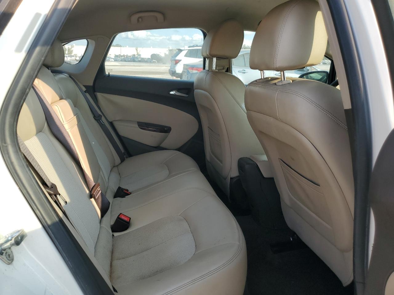 2013 Buick Verano - Image 10