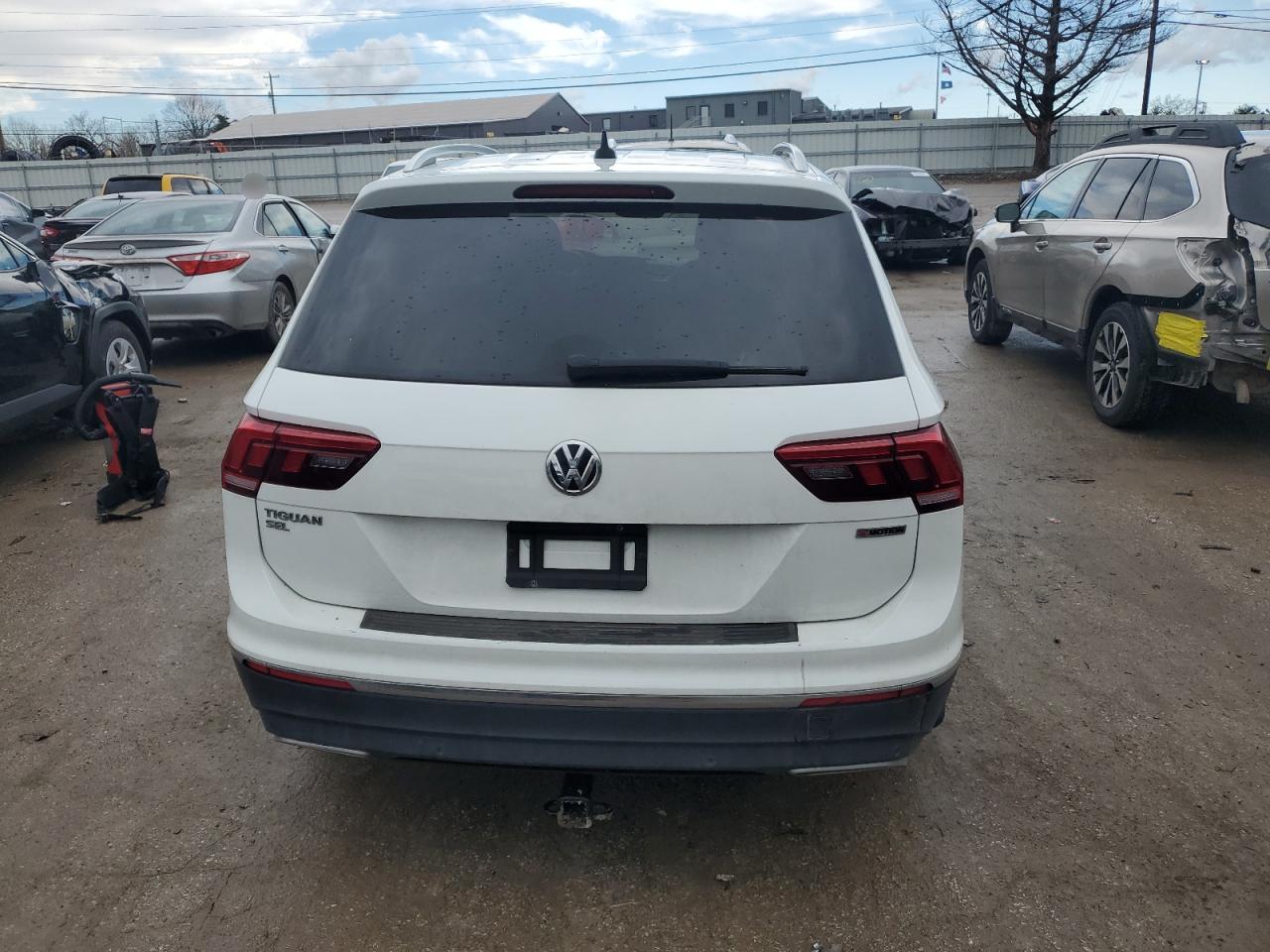 2020 Volkswagen Tiguan - Image 6