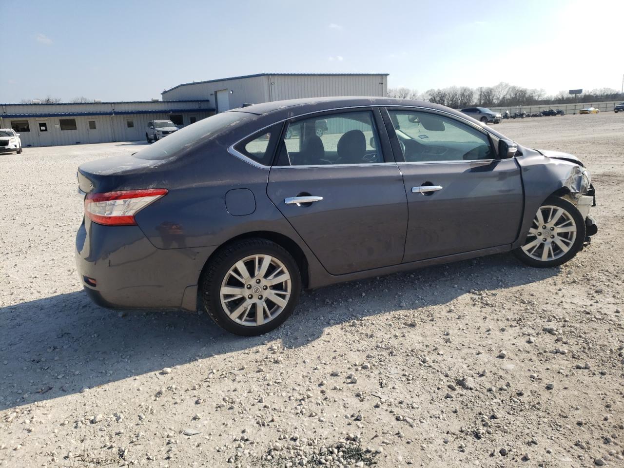 2015 Nissan Sentra - Image 3