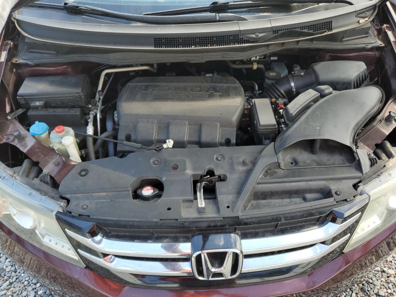 2015 Honda Odyssey - Image 12