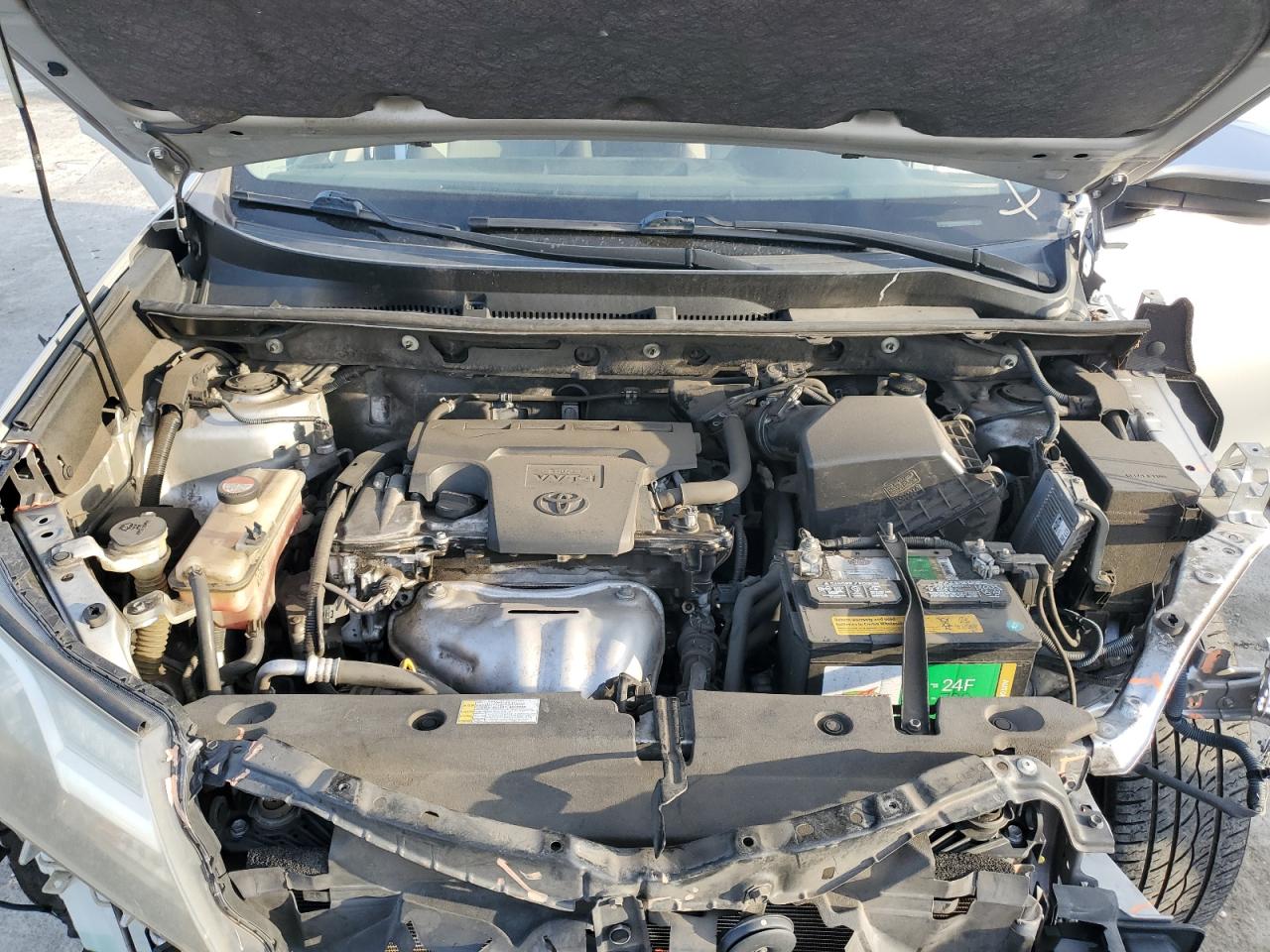 2015 Toyota RAV 4 - Image 12