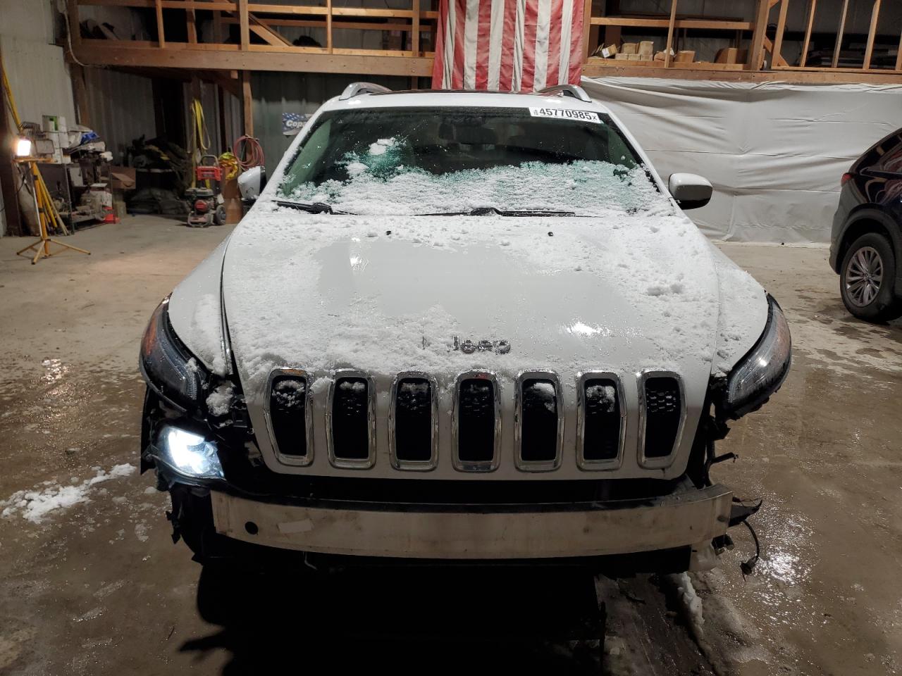 2017 Jeep Grand Cherokee - Image 5