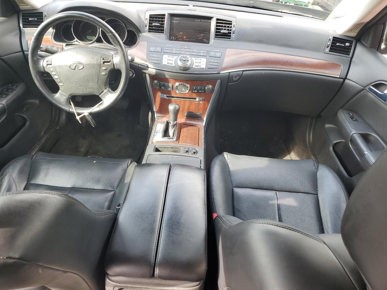 2009 Infiniti M - Image 8