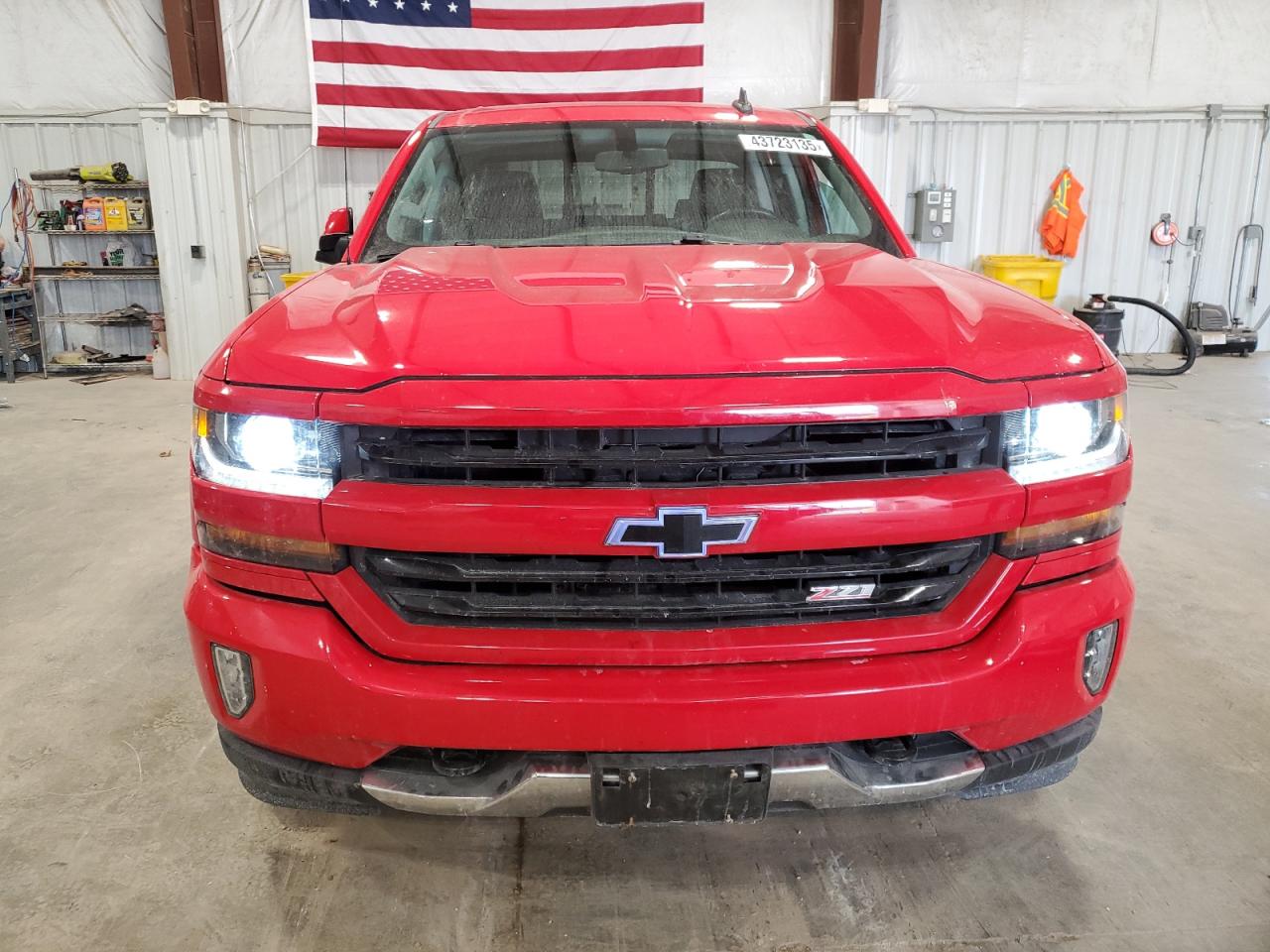 2017 Chevrolet Silverado - Image 5