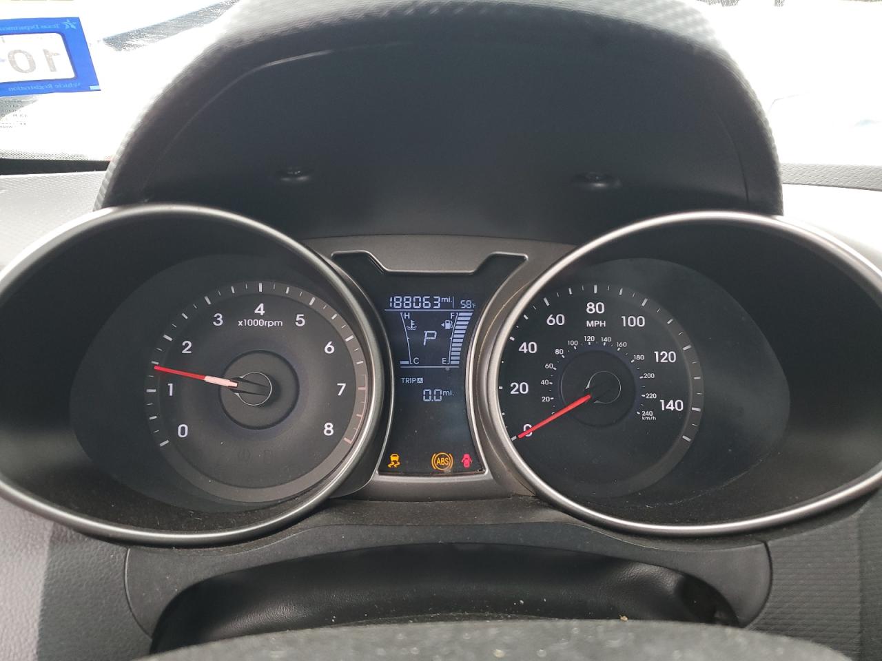 2017 Hyundai Veloster - Image 9