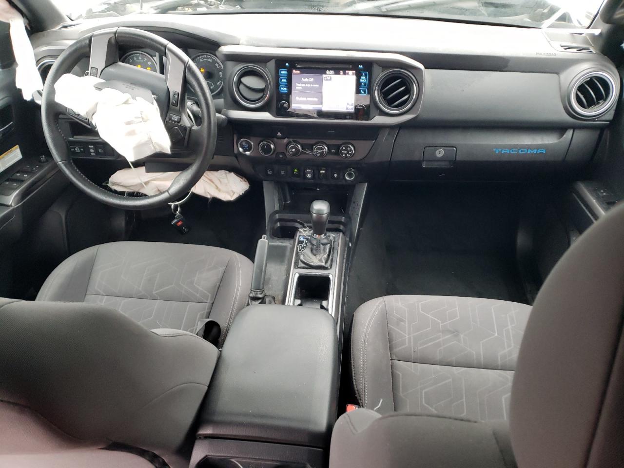 2019 Toyota Tacoma - Image 8