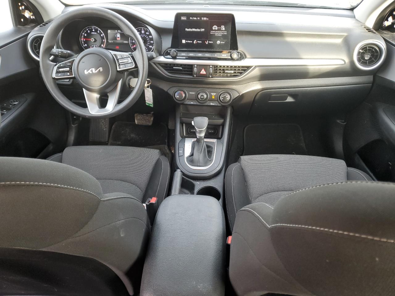 2023 Kia Forte - Image 8