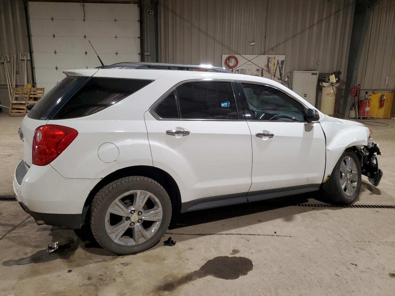 2011 Chevrolet Equinox - Image 3