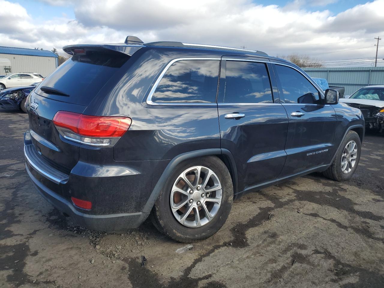2015 Jeep Grand Cherokee - Image 3