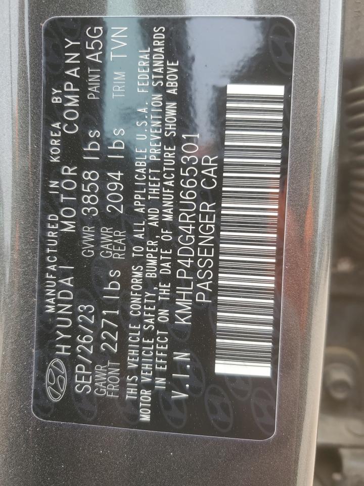 2024 Hyundai Elantra - Image 12