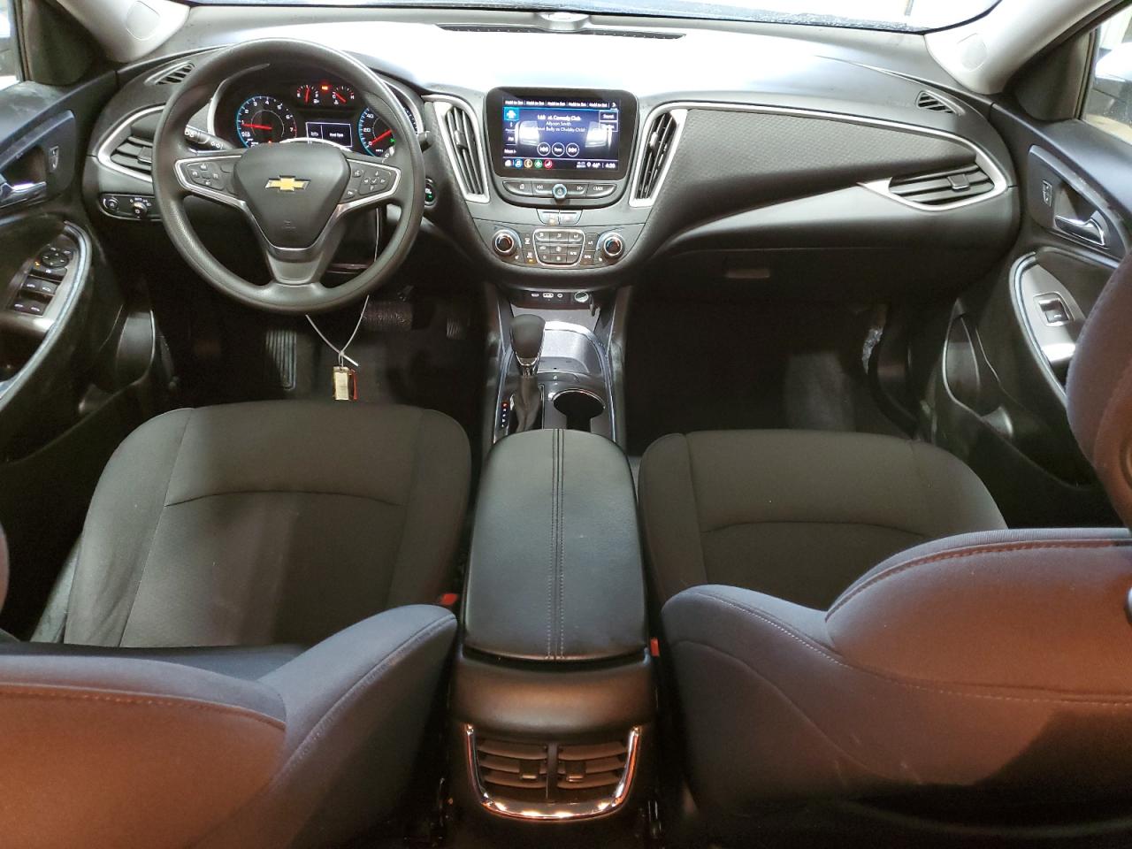 2022 Chevrolet Malibu - Image 8