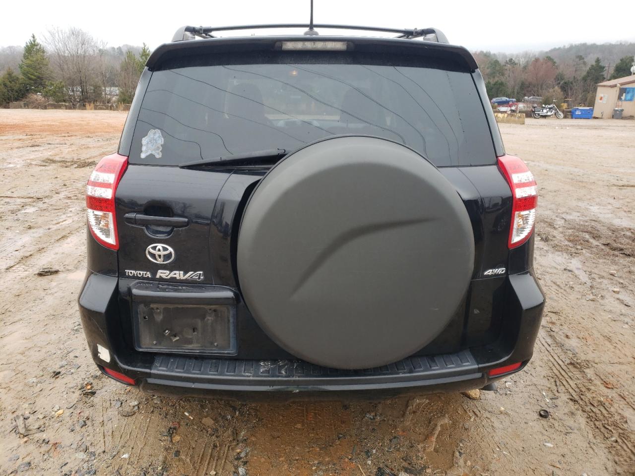 2010 Toyota RAV 4 - Image 6