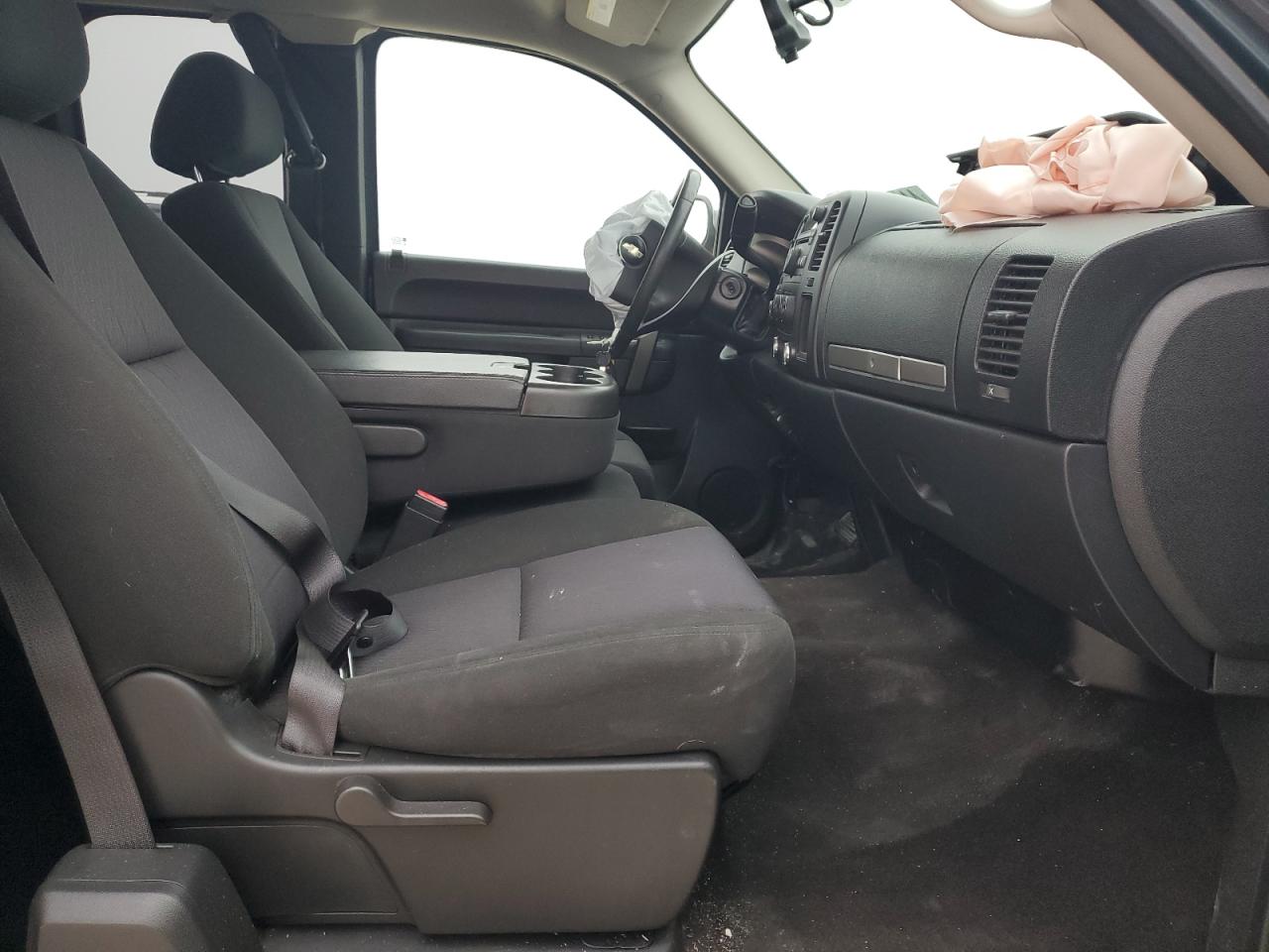 2010 Chevrolet Silverado - Image 7