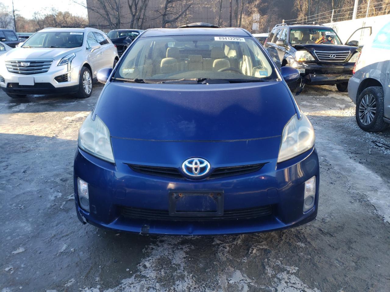 2010 Toyota Prius - Image 5