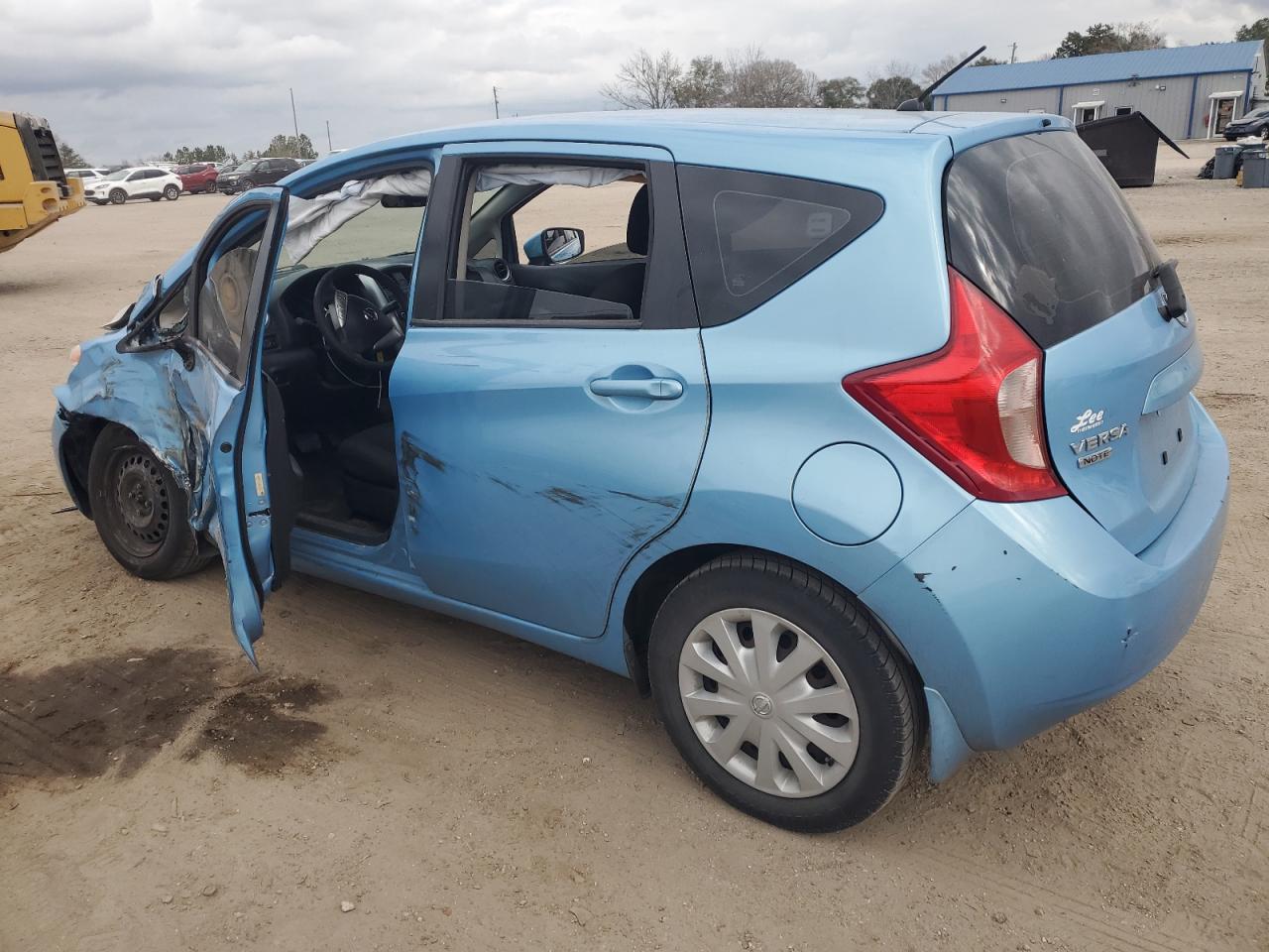 2015 Nissan Versa - Image 2