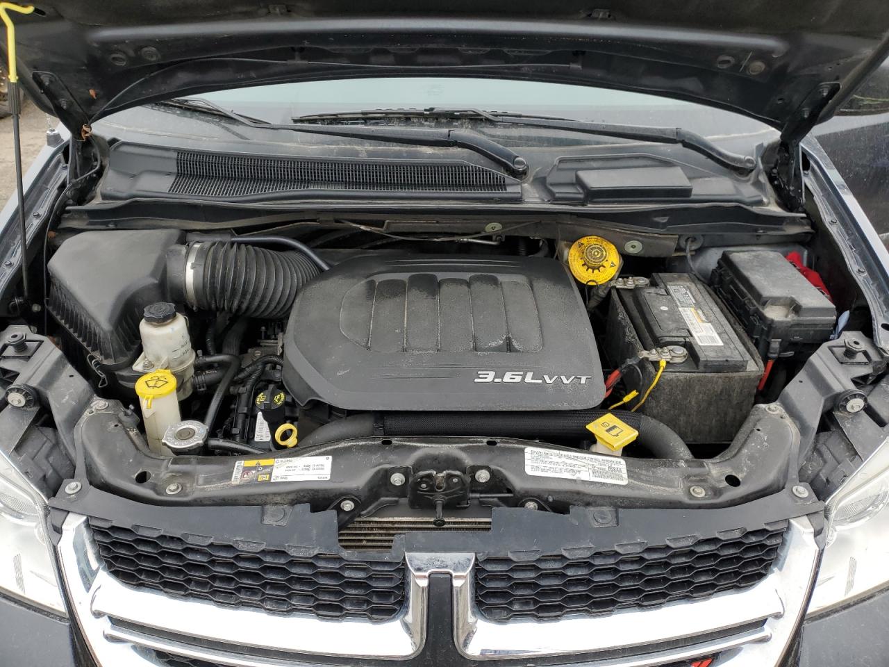 2014 Dodge Caravan - Image 12
