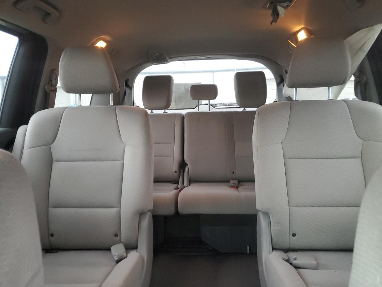 2013 Honda Odyssey - Image 10
