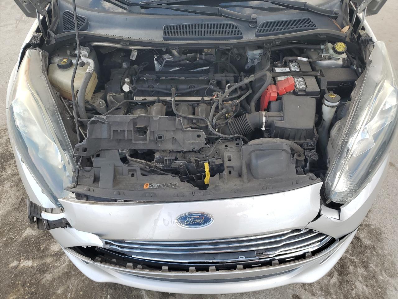 2016 Ford Fiesta - Image 11