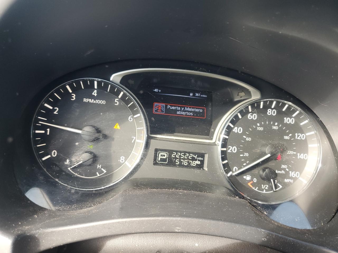 2015 Nissan Altima - Image 9
