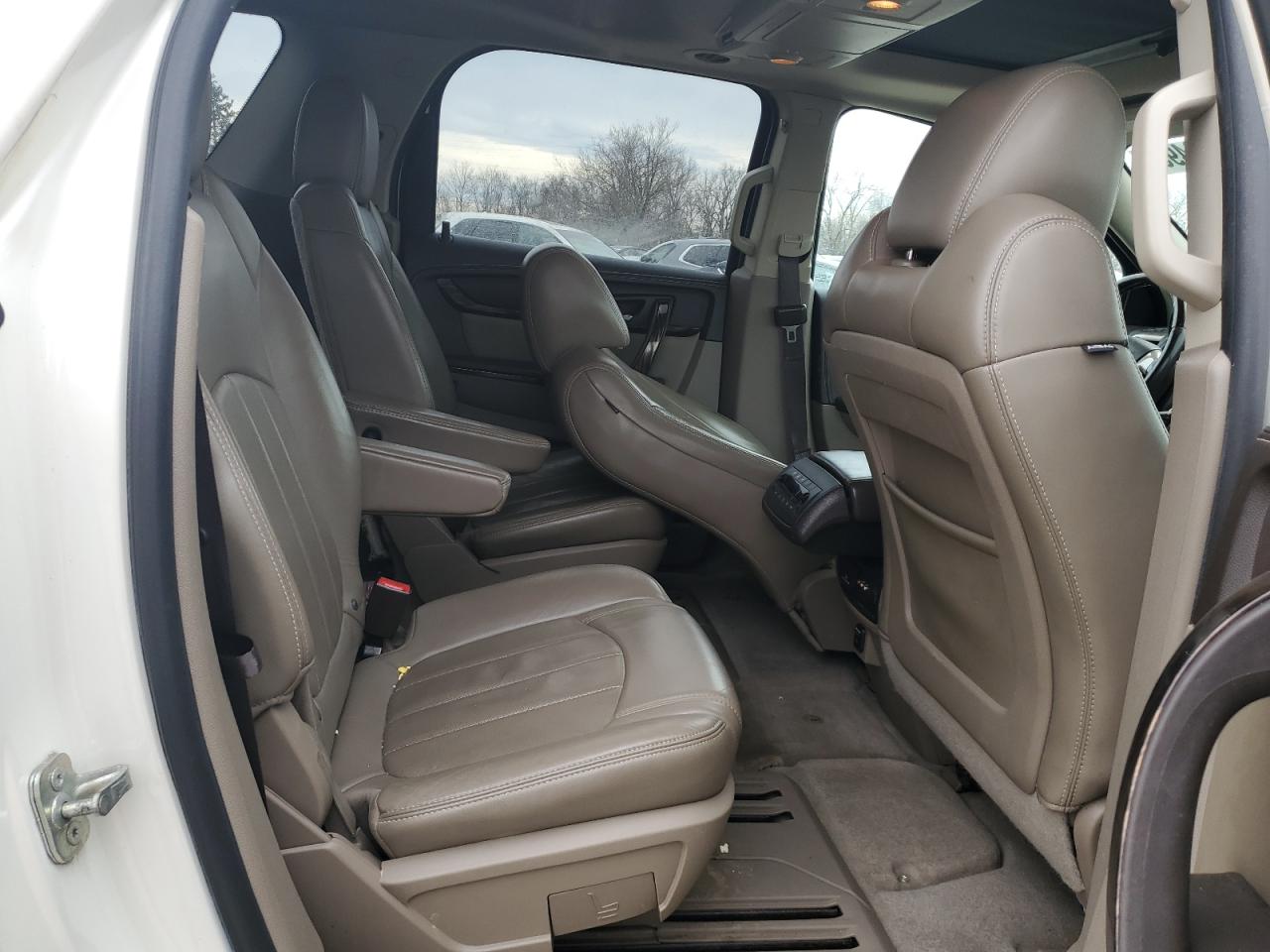 2014 GMC Acadia - Image 11