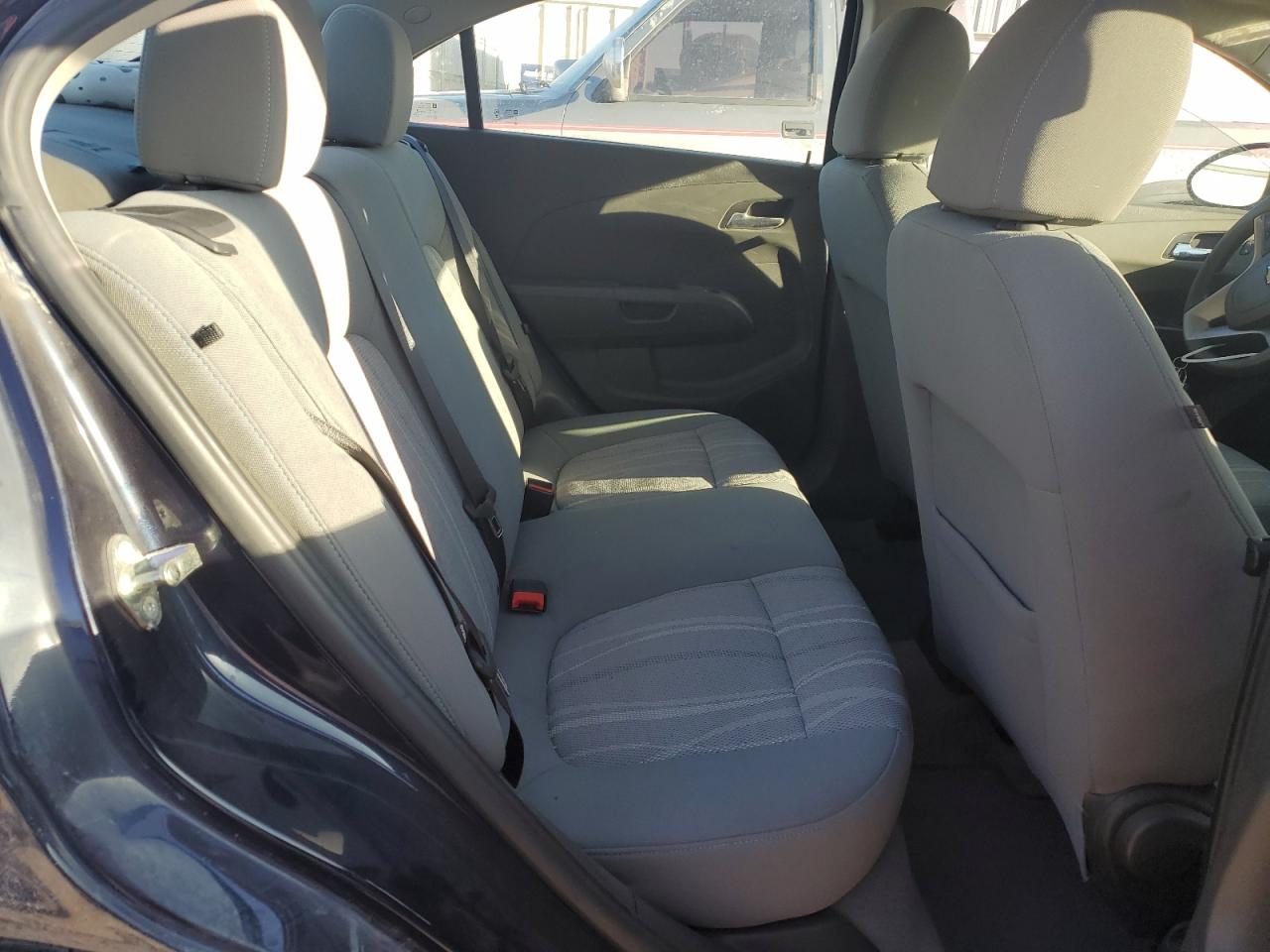 2015 Chevrolet Sonic - Image 10