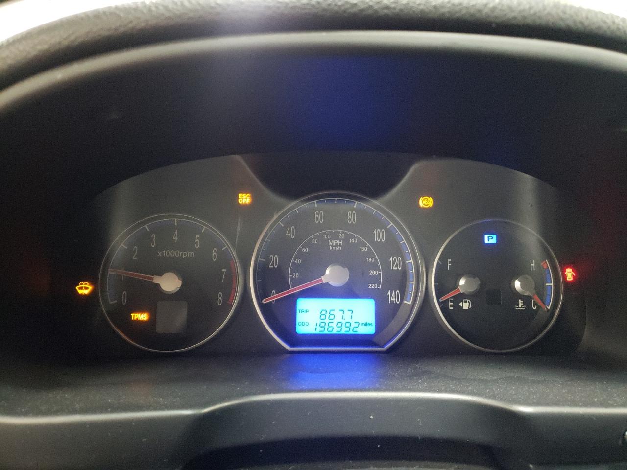 2008 Hyundai Santa Fe - Image 9