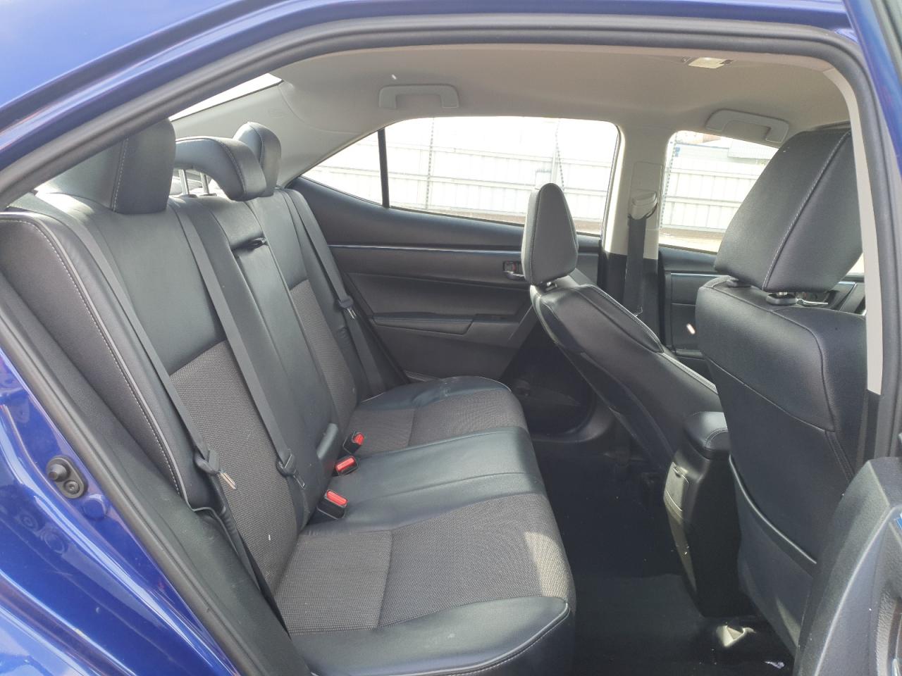 2015 Toyota Corolla - Image 11