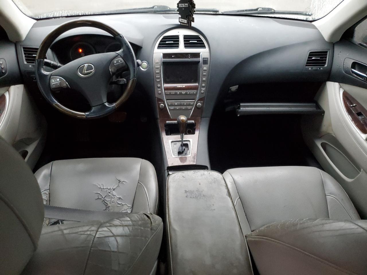 2010 Lexus ES - Image 8