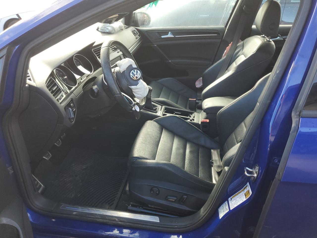 2017 Volkswagen Golf - Image 7