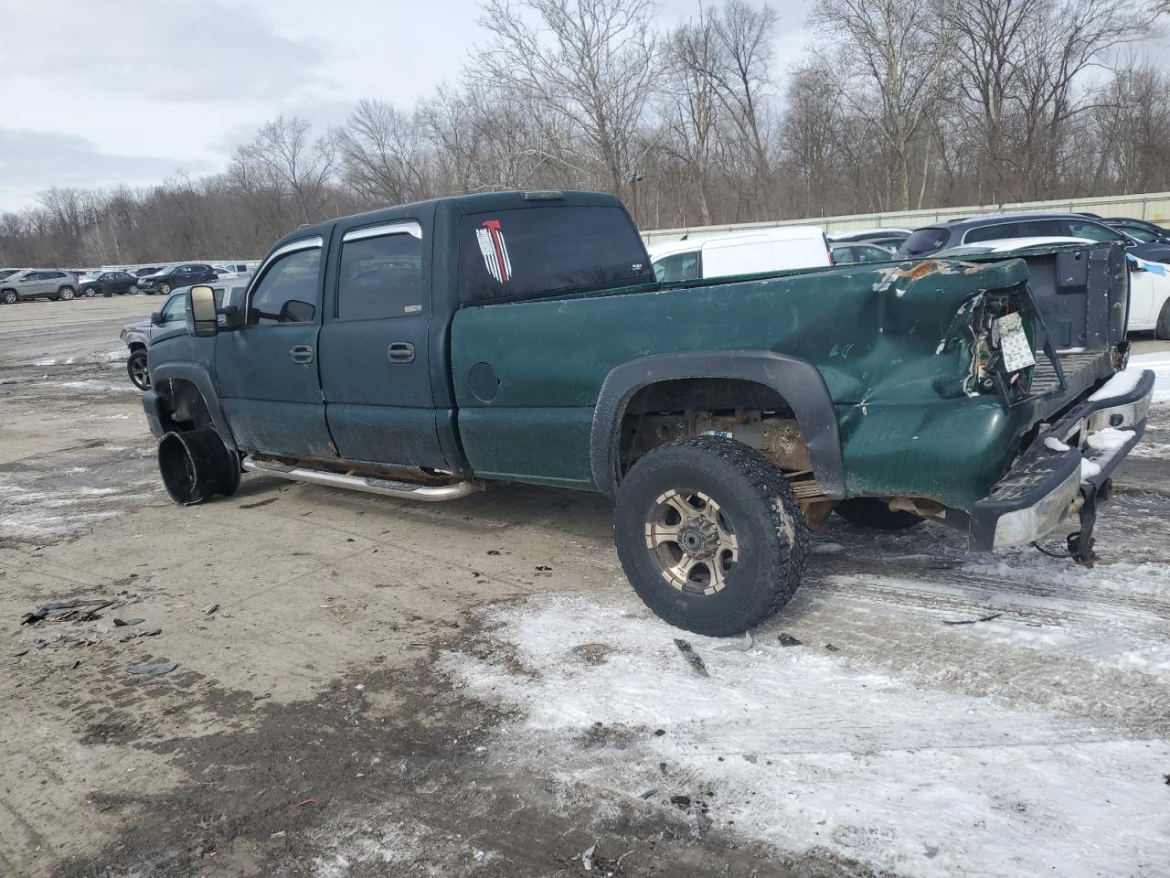 2005 Chevrolet Silverado - Image 2