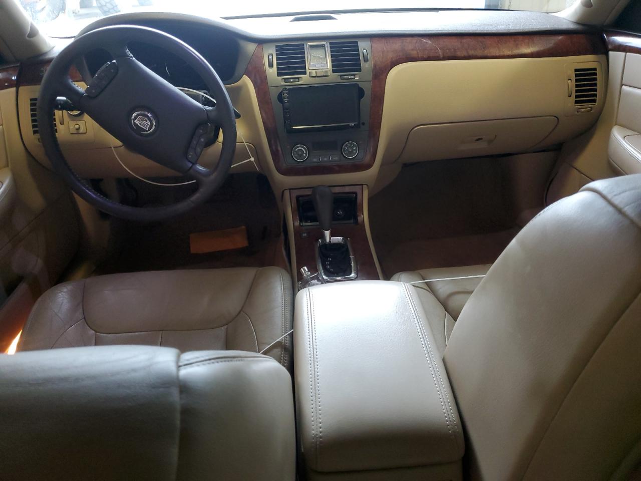 2007 Cadillac DTS - Image 8