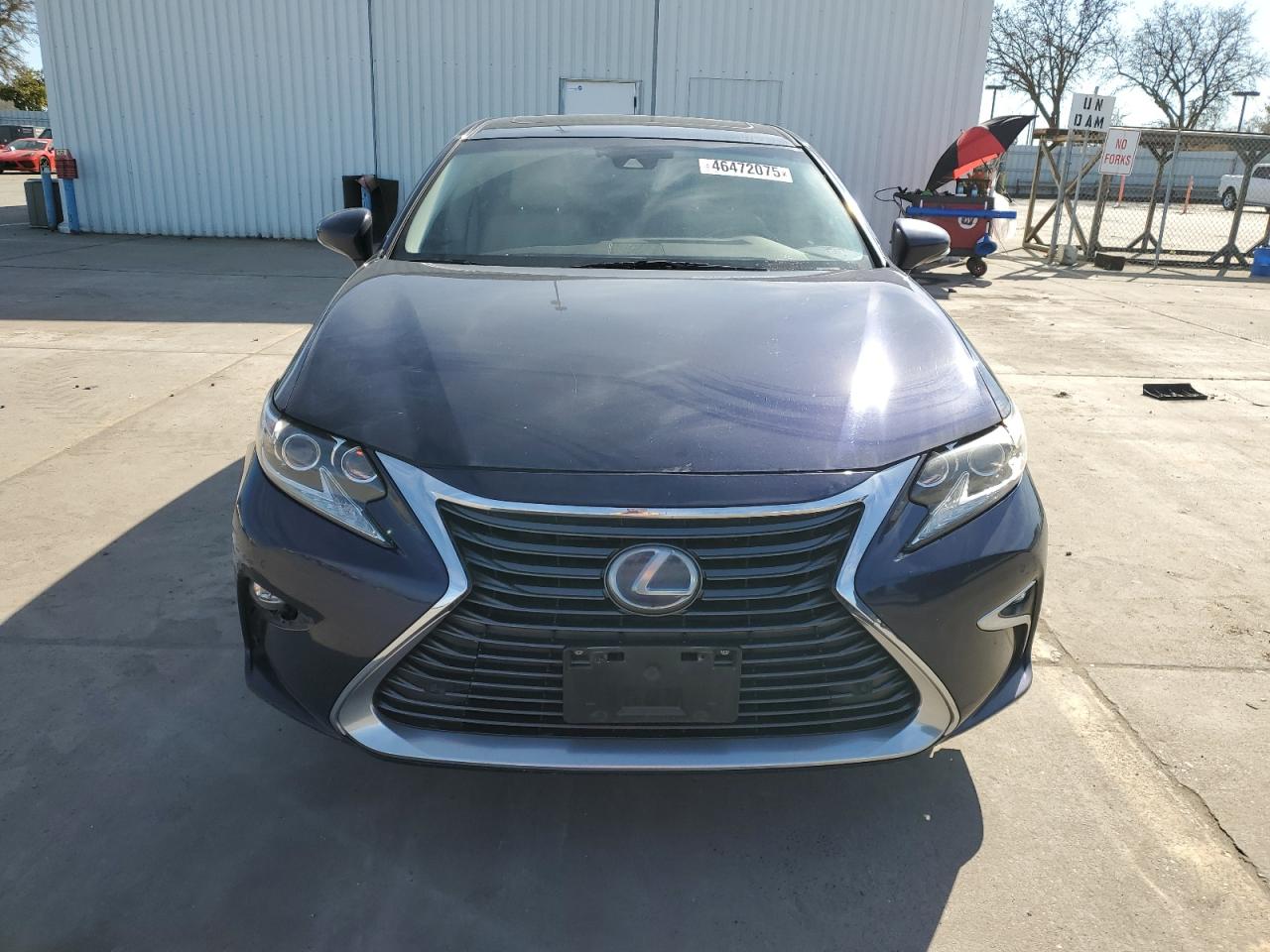 2016 Lexus ES - Image 5